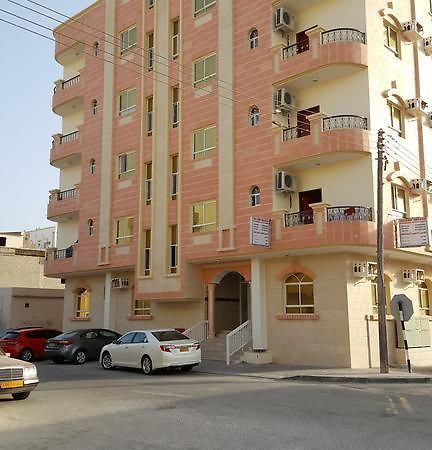 Golden Seasons Furnished Apartment Салала Экстерьер фото
