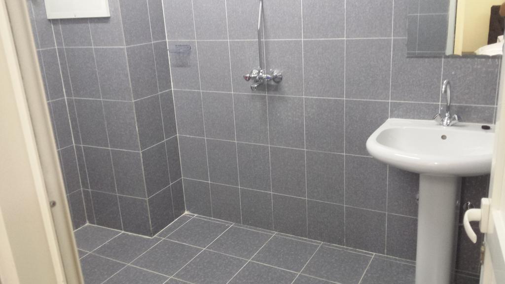 Golden Seasons Furnished Apartment Салала Номер фото