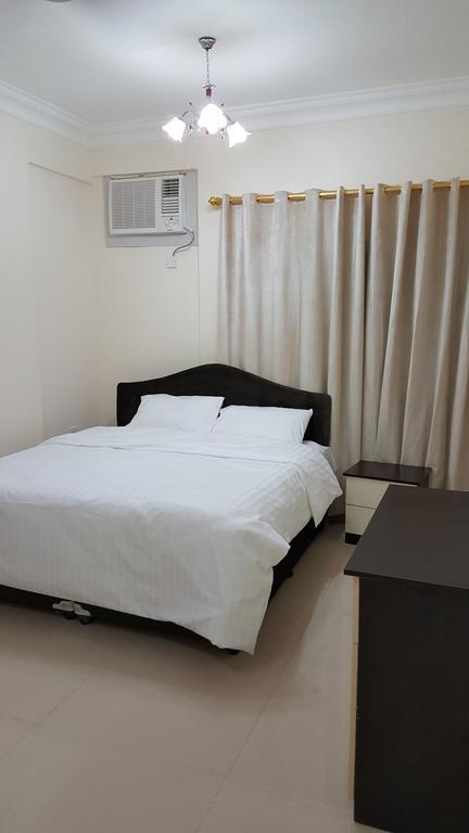 Golden Seasons Furnished Apartment Салала Экстерьер фото